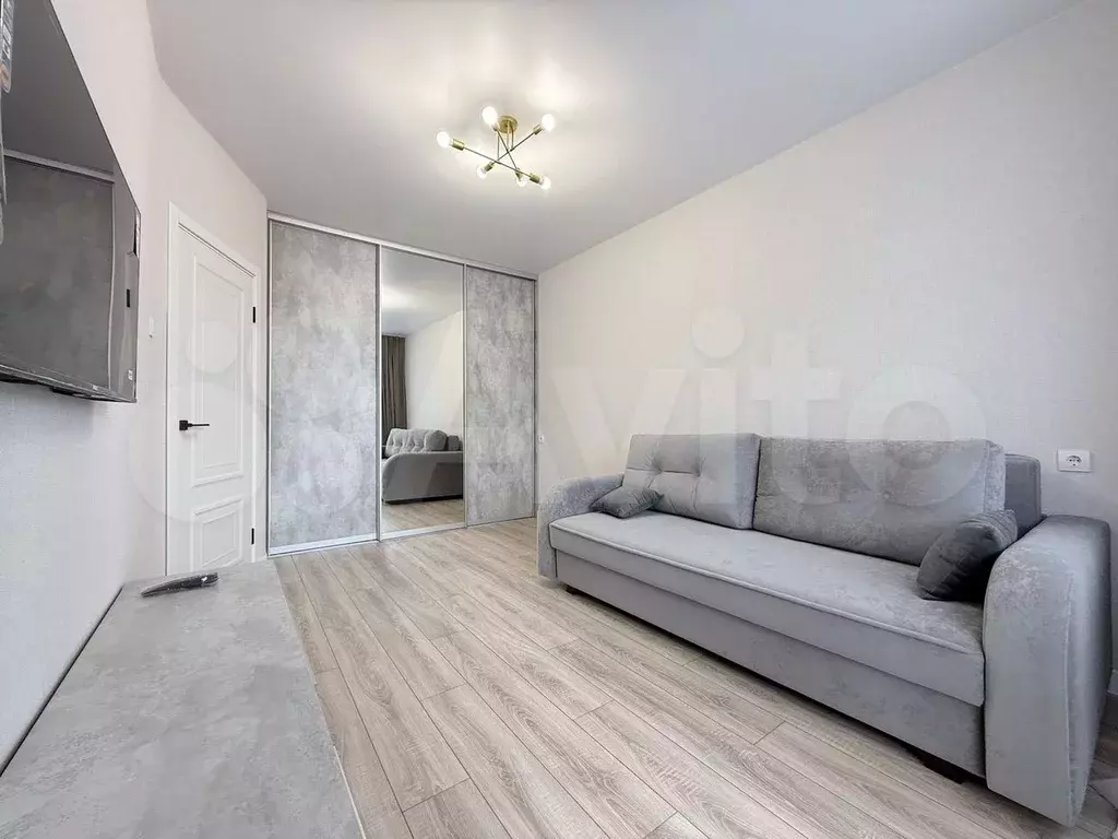 1-к. квартира, 40 м, 14/18 эт. - Фото 1