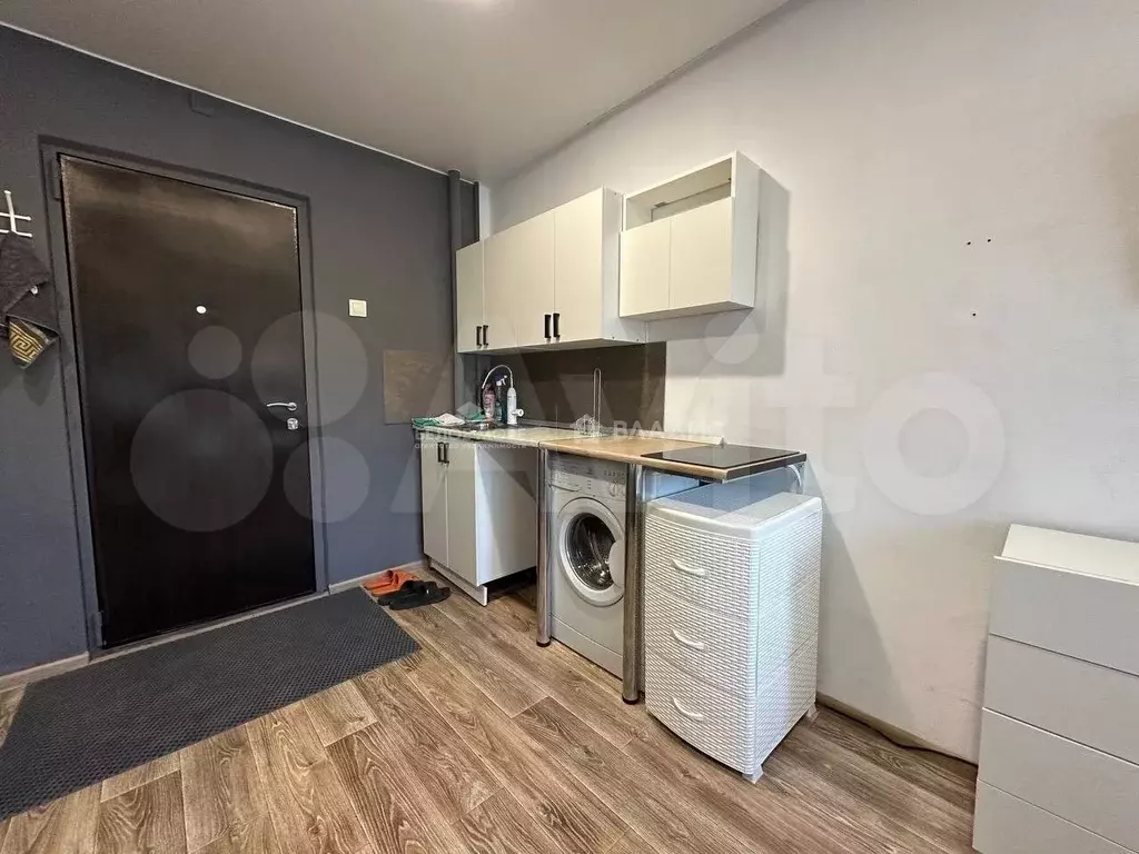 Комната 12,6 м в 7-к., 2/5 эт. - Фото 1