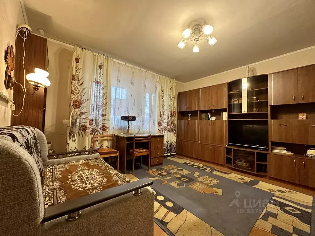 1-к кв. Смоленская область, Гагарин Студенческий пер., 7А (31.8 м) - Фото 1