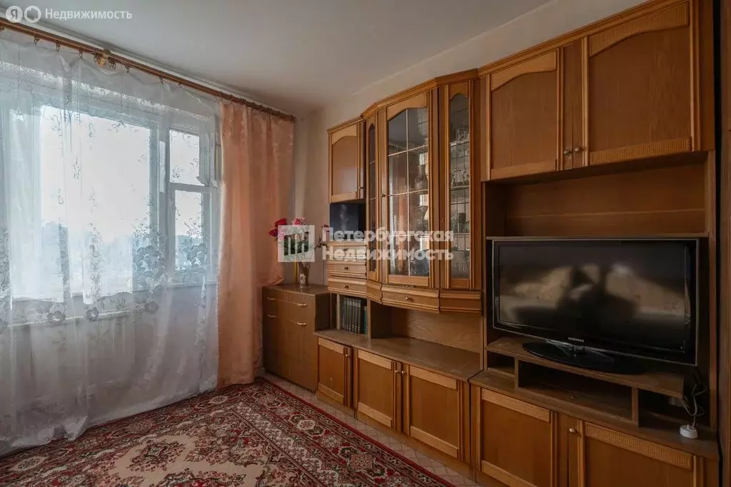 3-комнатная квартира: Санкт-Петербург, Школьная улица, 88к2 (69 м) - Фото 2