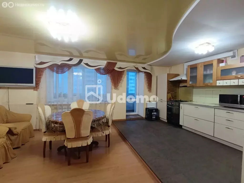 3-комнатная квартира: Уфа, улица Софьи Перовской, 11 (114.3 м) - Фото 1