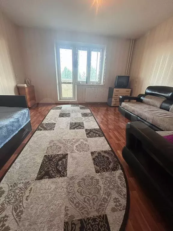 2-к. квартира, 65 м, 4/10 эт. - Фото 1