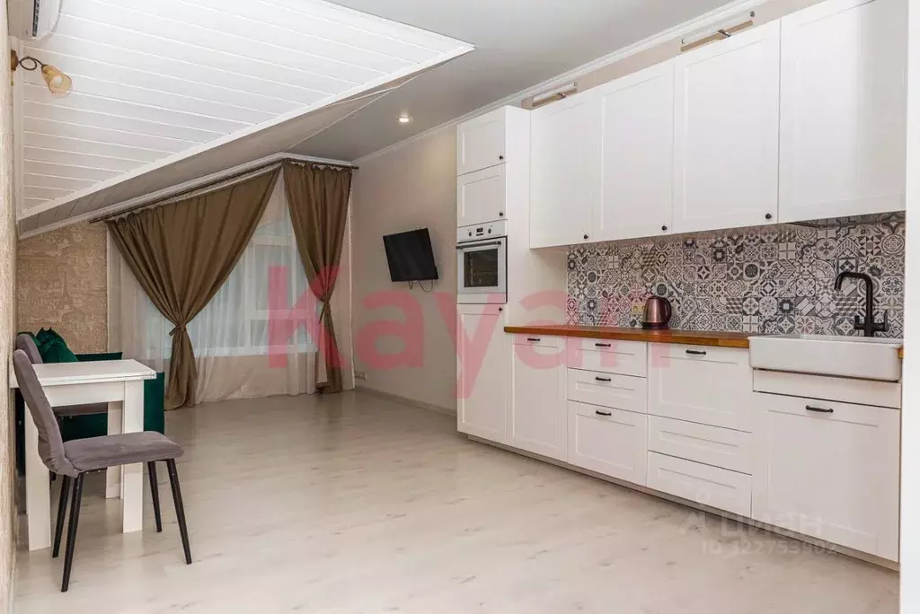 2-к кв. Краснодарский край, Геленджик Верхняя ул., 4к7 (94.0 м) - Фото 1