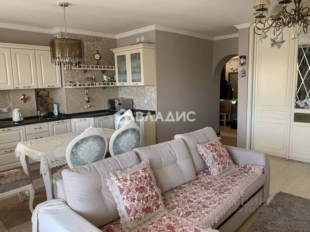 3-к кв. Бурятия, Улан-Удэ ул. Цивилева, 42 (74.2 м) - Фото 2