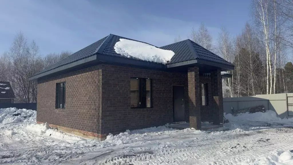 Дом в Башкортостан, Иглинский район, Акбердинский сельсовет, Дим СНТ ... - Фото 0