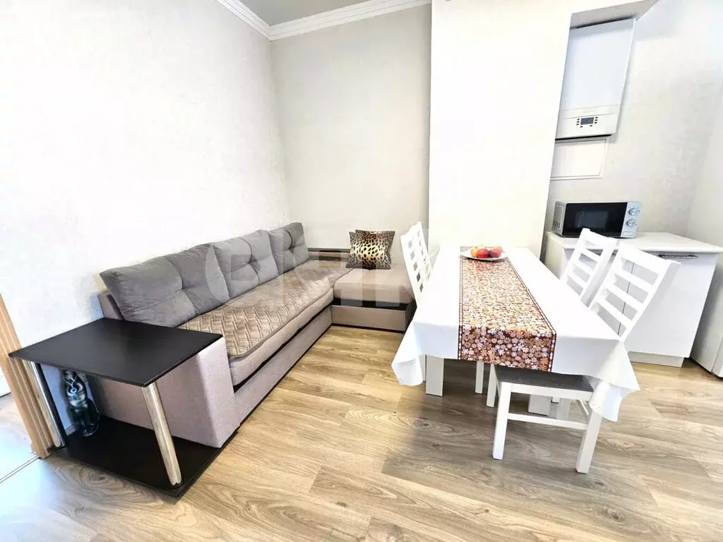 3-комнатная квартира: Сочи, Водораздельная улица, 2 (59 м) - Фото 1