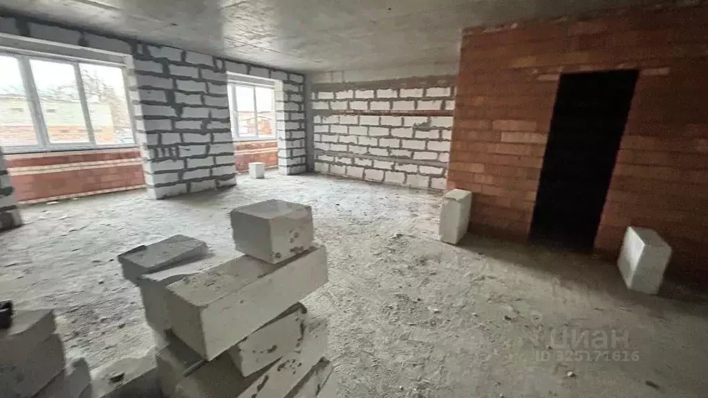 2-к кв. Северная Осетия, Владикавказ Нартовская ул., 15 (67.55 м) - Фото 1