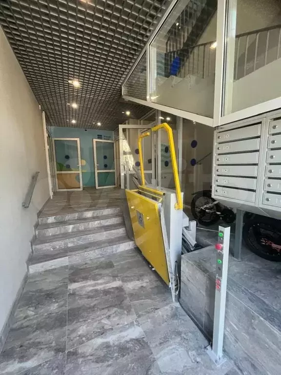 1-к. квартира, 41 м, 2/3 эт. - Фото 1