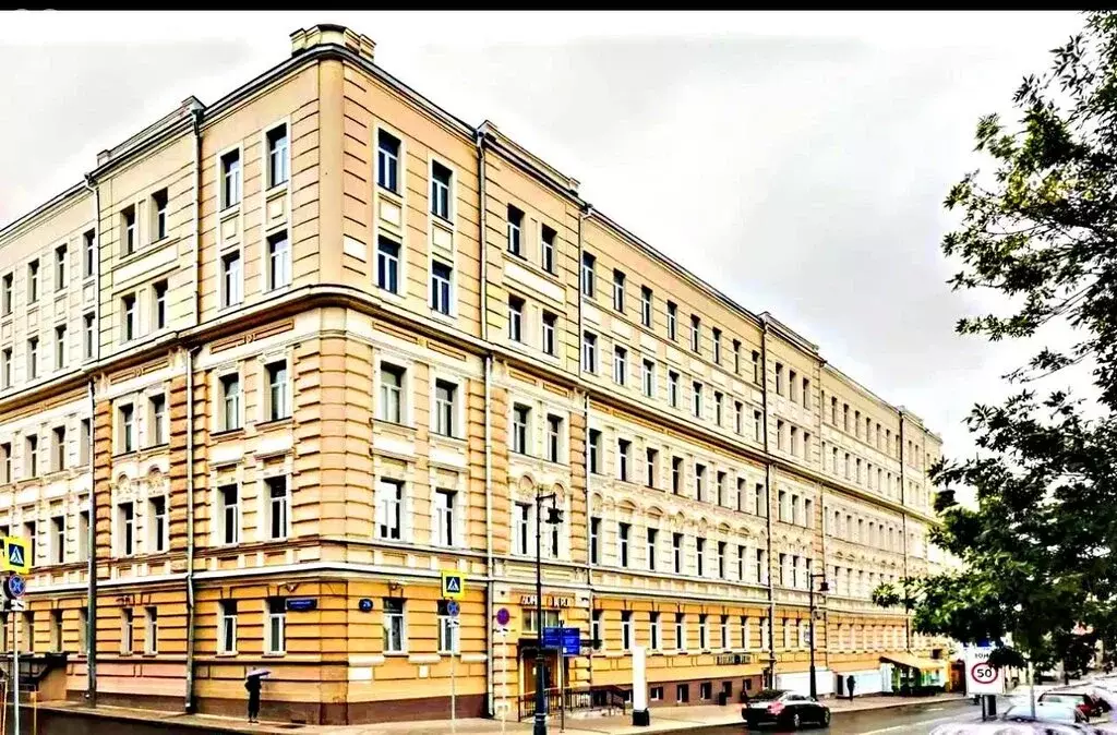 1-комнатная квартира: Москва, улица Петровка, 26с2 (47 м) - Фото 0