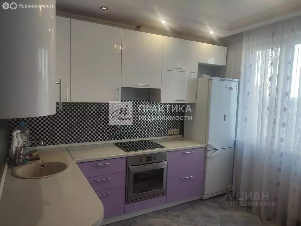 3-комнатная квартира: Балашиха, улица Свердлова, 32 (82 м) - Фото 1