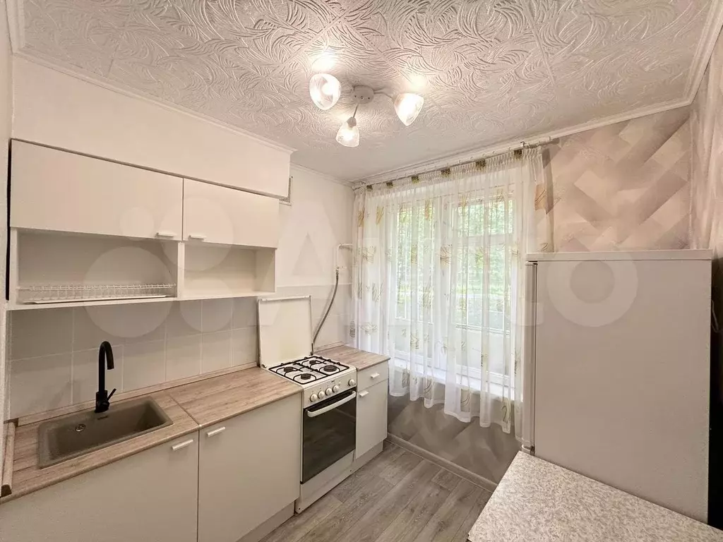 2-к. квартира, 42 м, 1/5 эт. - Фото 0