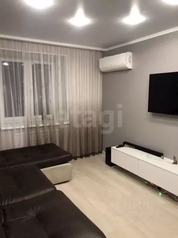 2-к кв. Челябинская область, Миасс ул. Победы, 12 (78.0 м) - Фото 1