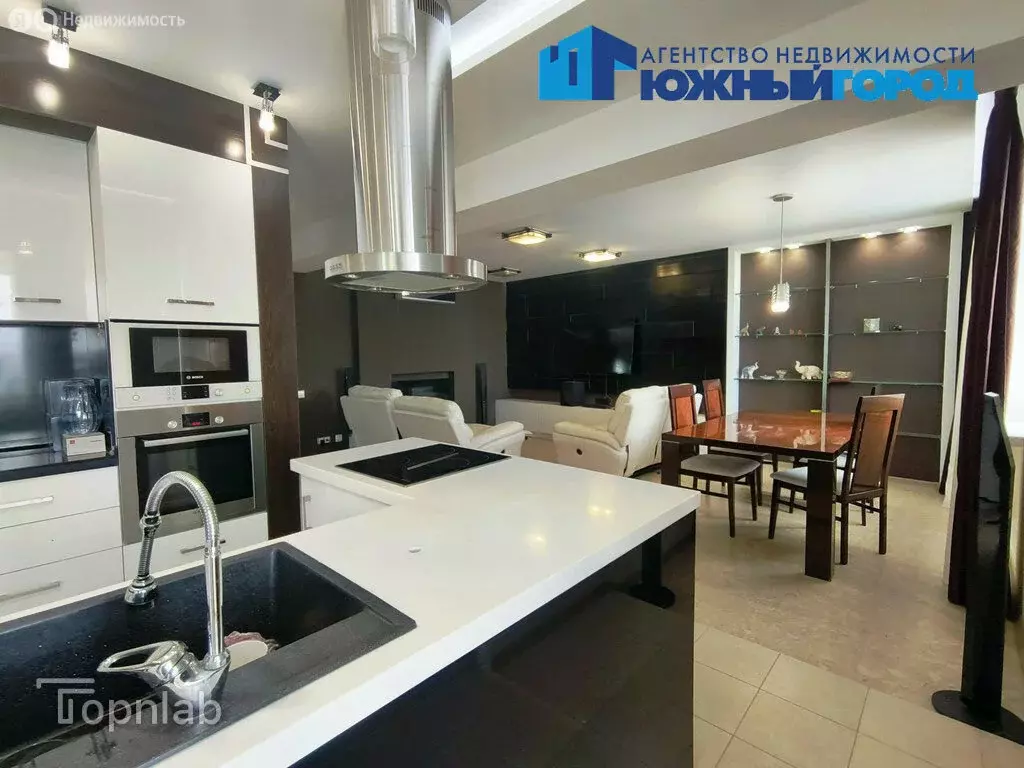 4-комнатная квартира: Южно-Сахалинск, улица М.А. Пуркаева, 31 (130 м) - Фото 1