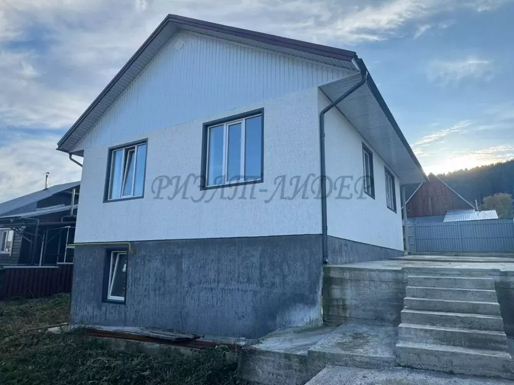 Дом в Алтай, Горно-Алтайск ул. Гоголя (105 м) - Фото 2