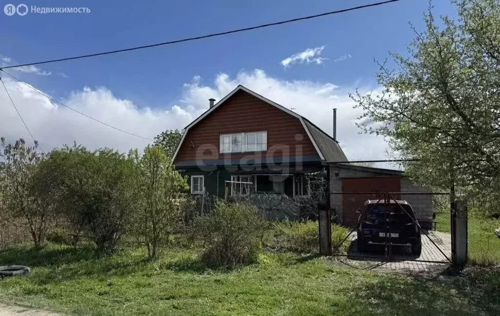Дом в село Троицкие Озёрки, Зелёная улица (180 м) - Фото 2