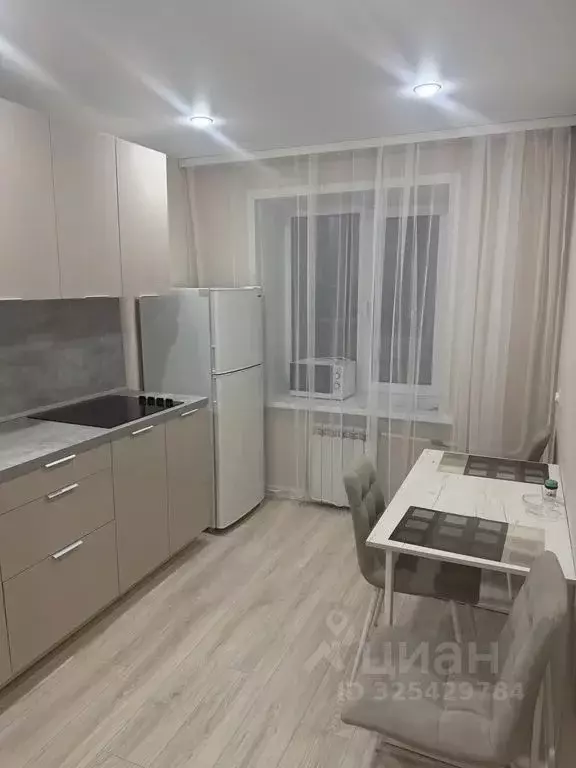 1-к кв. Татарстан, Казань ул. Татарстан, 9 (35.0 м) - Фото 2