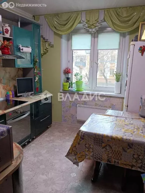 2-комнатная квартира: Челябинск, переулок Руставели, 2 (56.7 м) - Фото 0