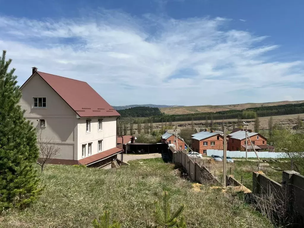 Дом в Ставропольский край, Кисловодск городской округ, пос. ... - Фото 0