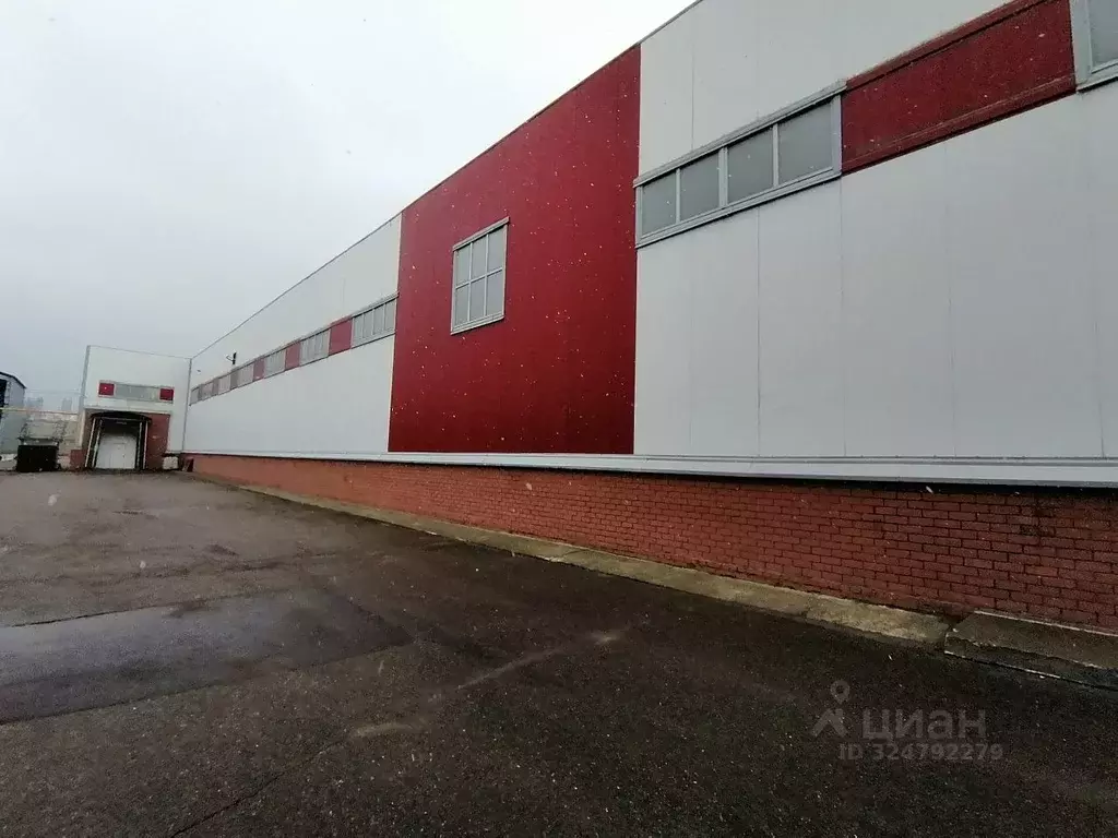 Помещение свободного назначения в Татарстан, Казань ул. Аделя Кутуя, ... - Фото 1