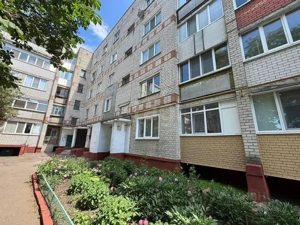 2-к кв. Белгородская область, Валуйки Новая ул., 5 (49.7 м) - Фото 1