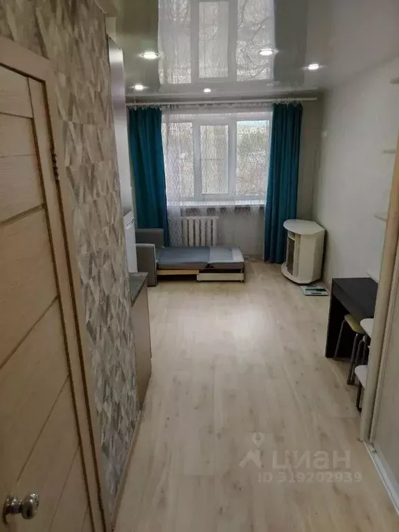 Студия Иркутская область, Иркутск ул. Помяловского, 1б (20.0 м) - Фото 1
