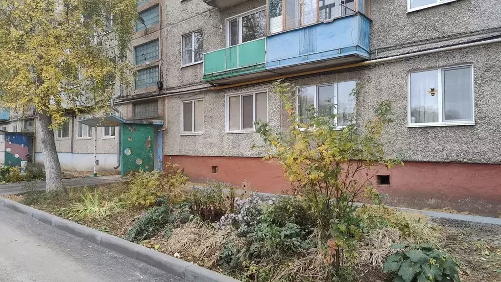 2-к кв. Саратовская область, Энгельс Интернациональная ул., 2 (44.2 м) - Фото 1