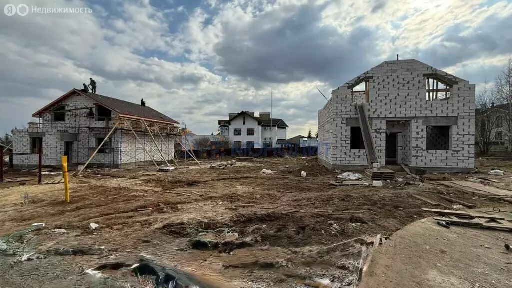 Дом в деревня Сартаково, улица Серебряный Ключ, 30 (130 м) - Фото 1