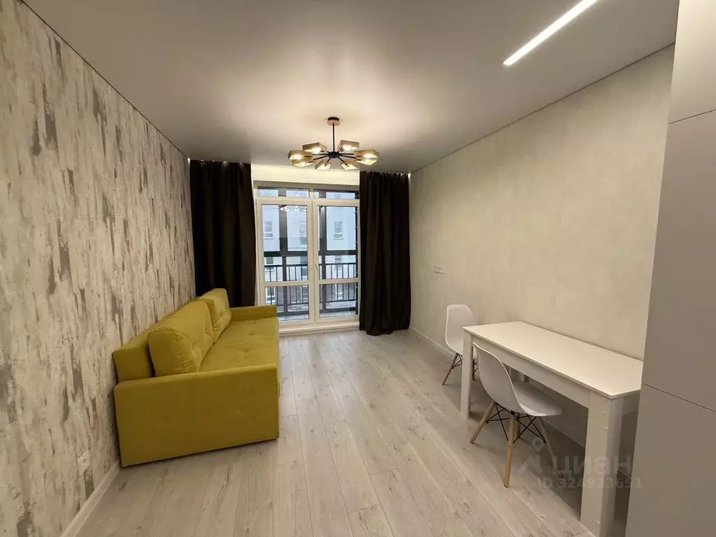 1-к кв. Удмуртия, Ижевск Камбарская ул., 94к3 (35.0 м) - Фото 1