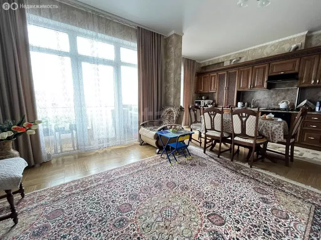 4-комнатная квартира: Геленджик, улица Островского, 67Д (119 м) - Фото 0