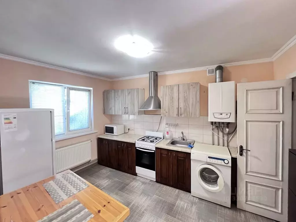1-к кв. Крым, Симферополь ул. Тренева, 9 (28.0 м) - Фото 1