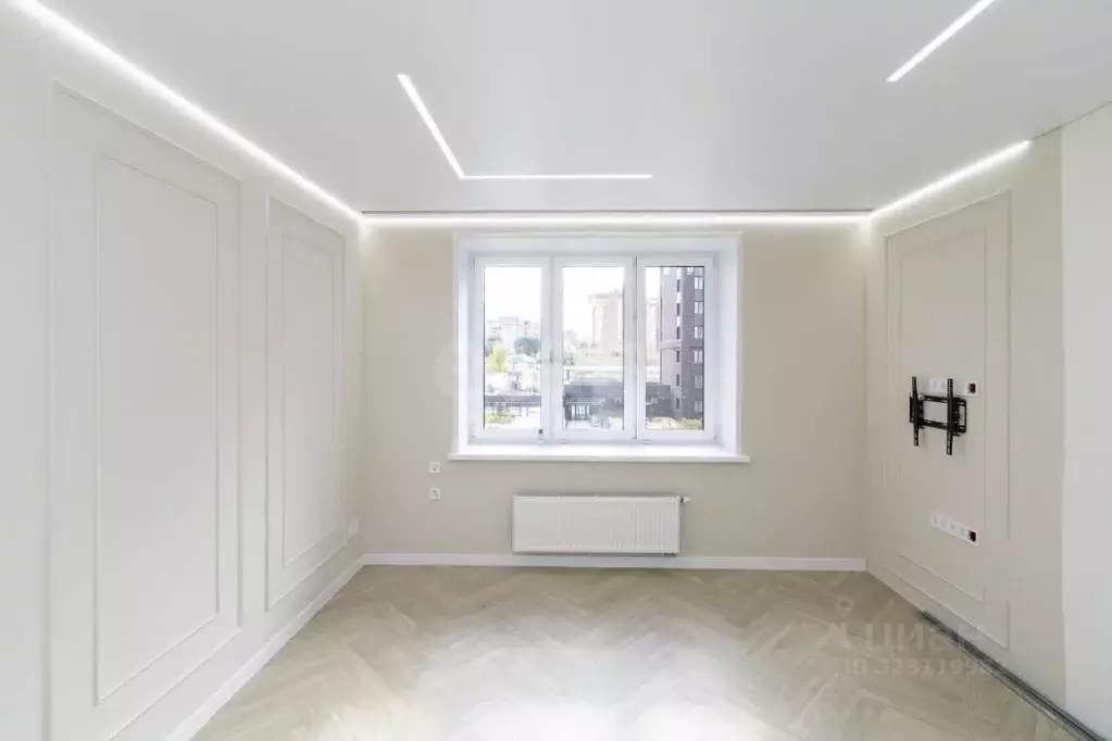 1-к кв. Тюменская область, Тюмень Новгородская ул., 22 (41.5 м) - Фото 1