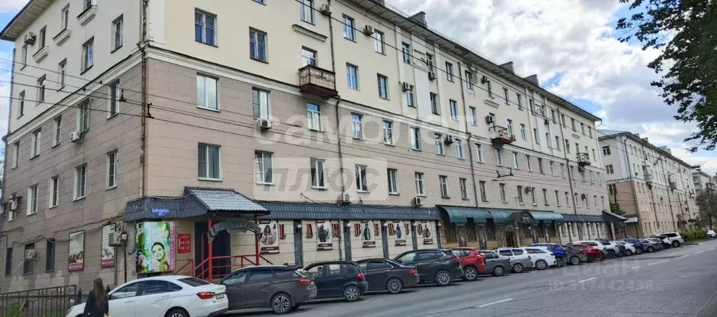 2-к кв. Пензенская область, Пенза ул. Володарского, 67 (55.6 м) - Фото 0