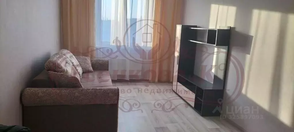 1-к кв. Курганская область, Курган Заозерный жилрайон, 8-й мкр, 5 ... - Фото 1