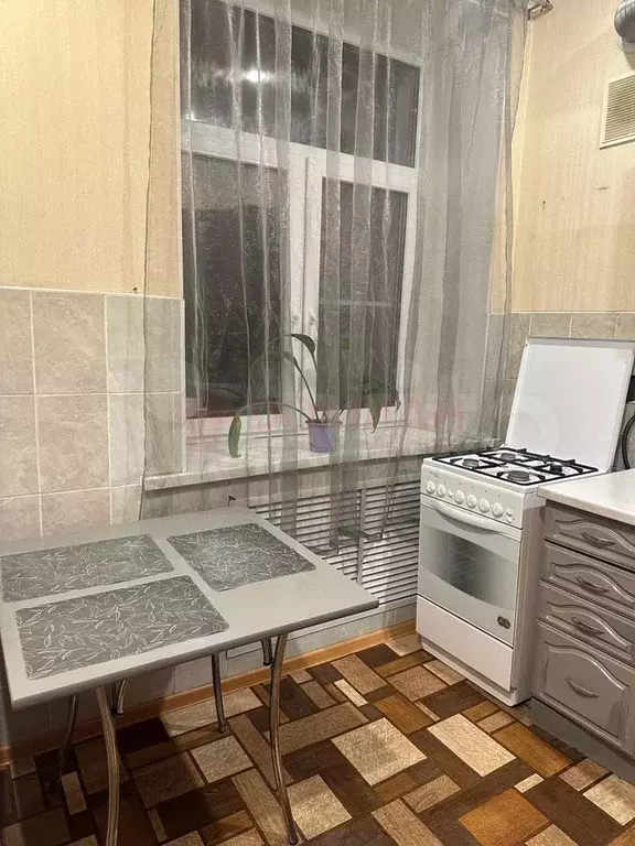 3-к. квартира, 65 м, 3/3 эт. - Фото 1