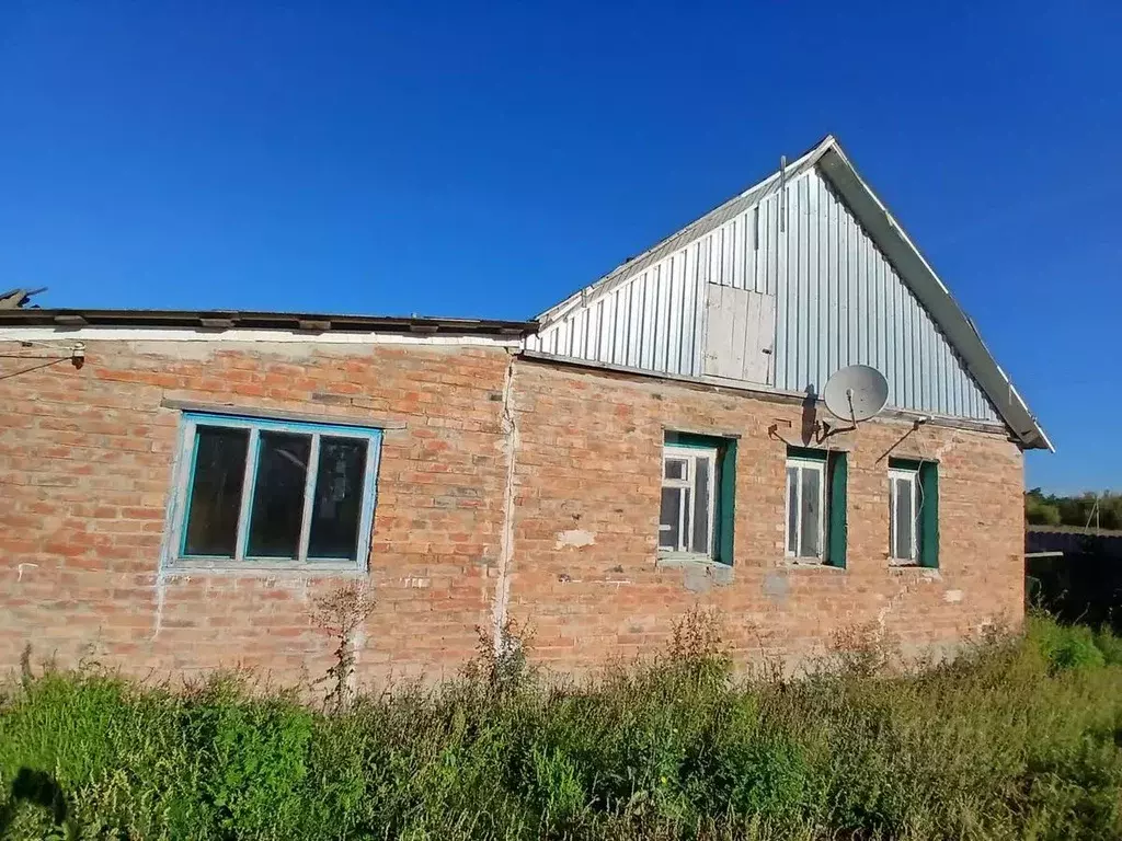 Дом в Белгородская область, Валуйский муниципальный округ, с. Ураево ... - Фото 1