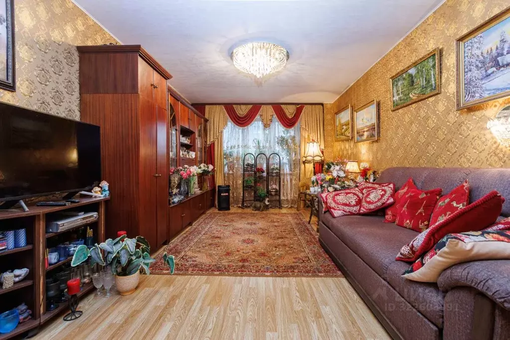2-к кв. Башкортостан, Уфа ул. Карла Маркса, 58 (64.1 м) - Фото 0