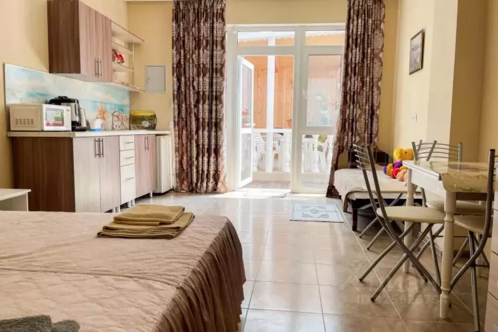 Комната Крым, Сакский район, Штормовское с/пос, с. Поповка ул. ... - Фото 2