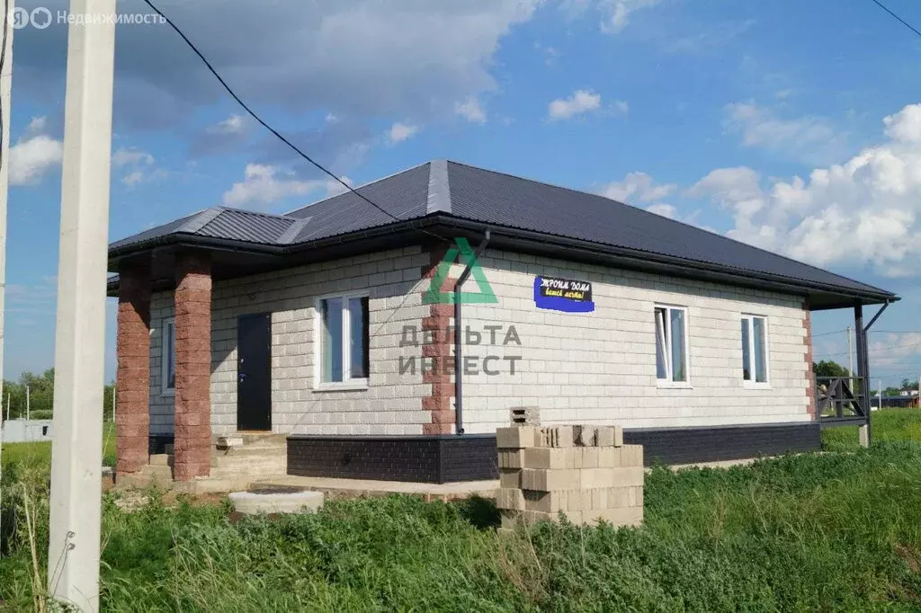 Дом в Уфимский район, Зубовский сельсовет, село Нижегородка (126 м) - Фото 0