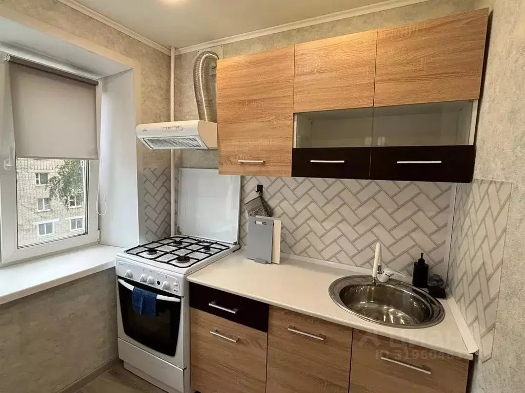 2-к кв. Смоленская область, Рославль 15-й мкр, 6 (46.0 м) - Фото 1