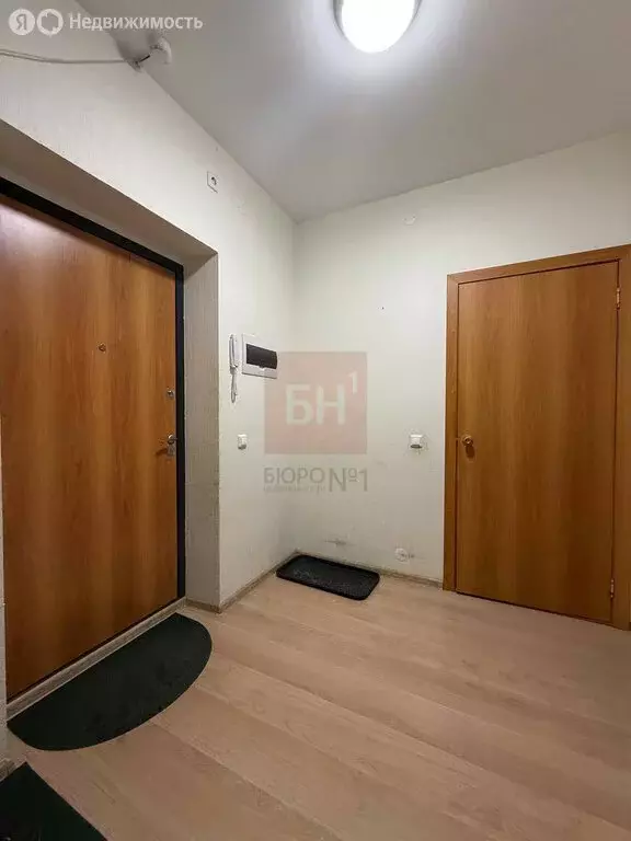 1-комнатная квартира: Екатеринбург, улица Крестинского, 2 (35 м) - Фото 2