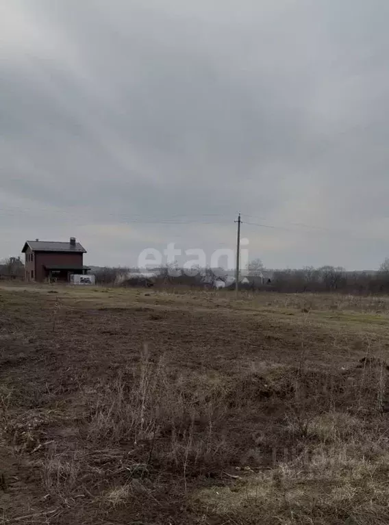 Участок в Воронежская область, Семилукский район, с. Губарево ... - Фото 1