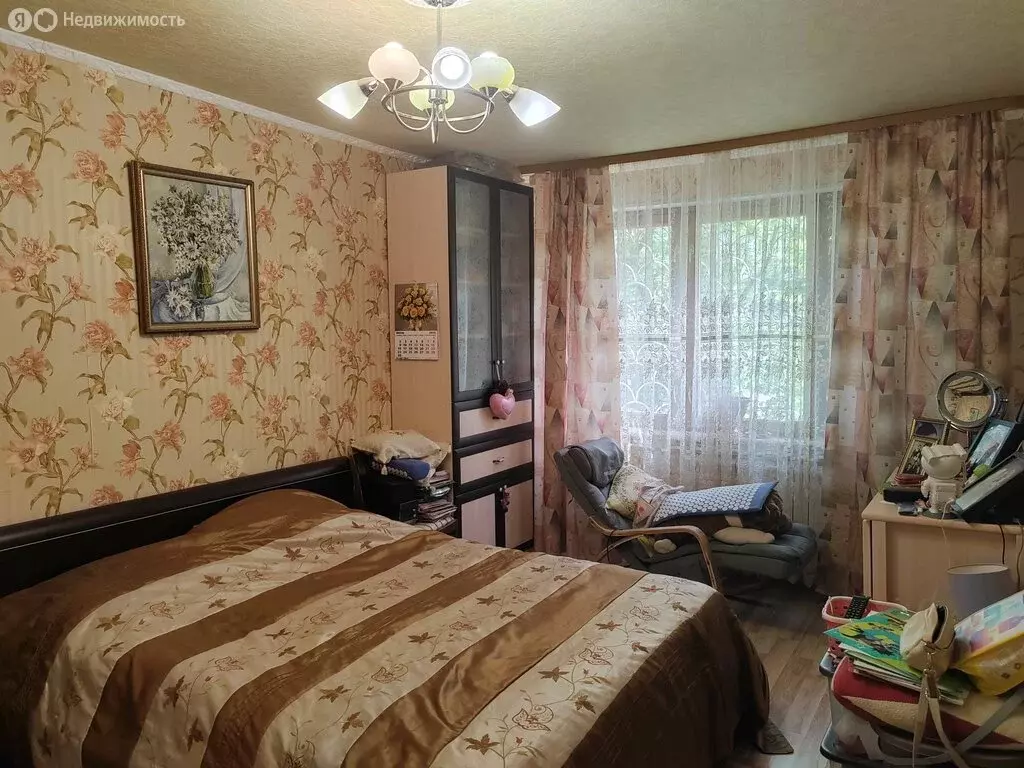 3-комнатная квартира: Новотроицк, улица Гагарина, 8 (62 м) - Фото 1