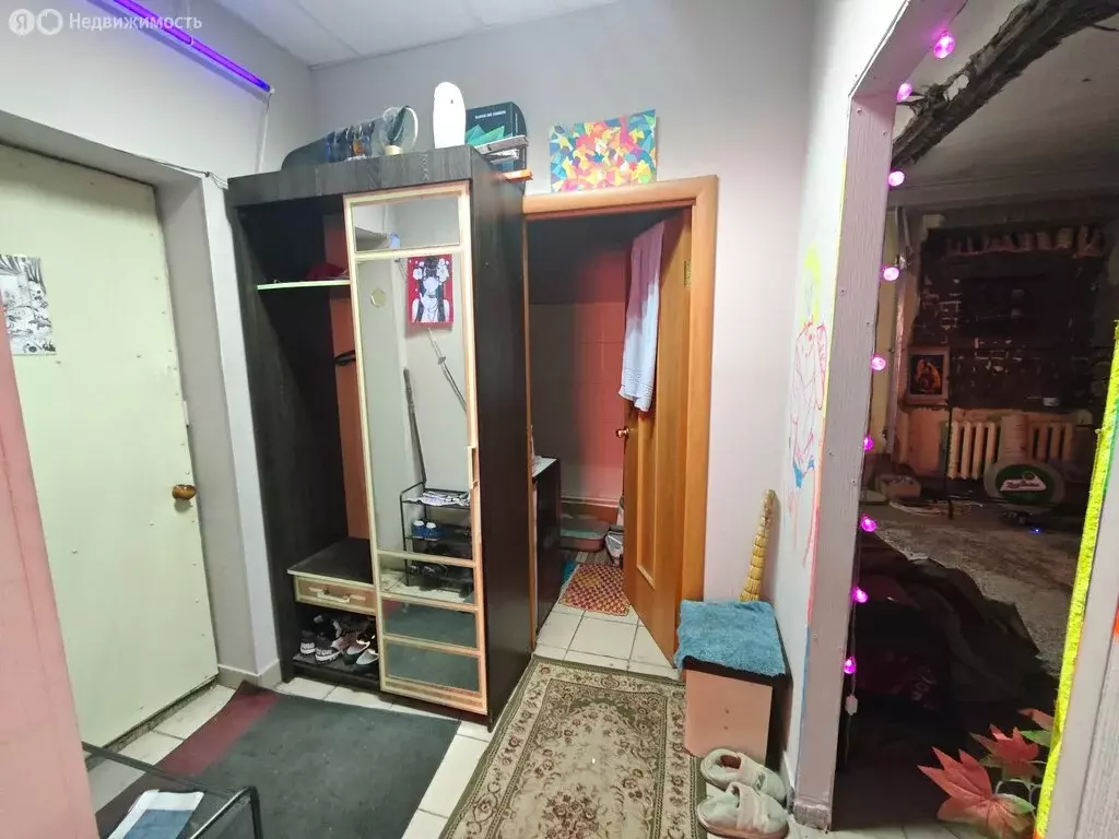 3-комнатная квартира: Новокузнецк, улица Суворова, 7 (68.2 м) - Фото 1