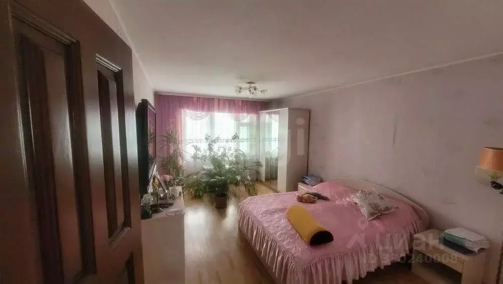 3-к кв. Тюменская область, Тюмень ул. 30 лет Победы, 148 (91.1 м) - Фото 1