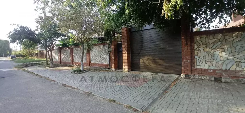 Дом в Краснодарский край, Апшеронск Вокзальная ул., 34А (200 м) - Фото 1