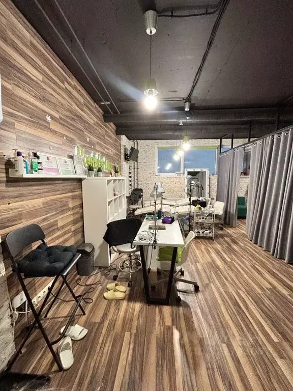 Помещение свободного назначения в Калужская область, Обнинск просп. ... - Фото 1