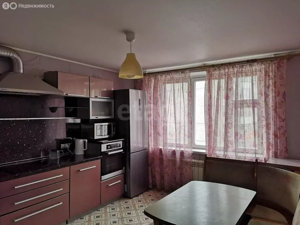 2-комнатная квартира: Тюмень, улица Пермякова, 74к1 (67 м) - Фото 0