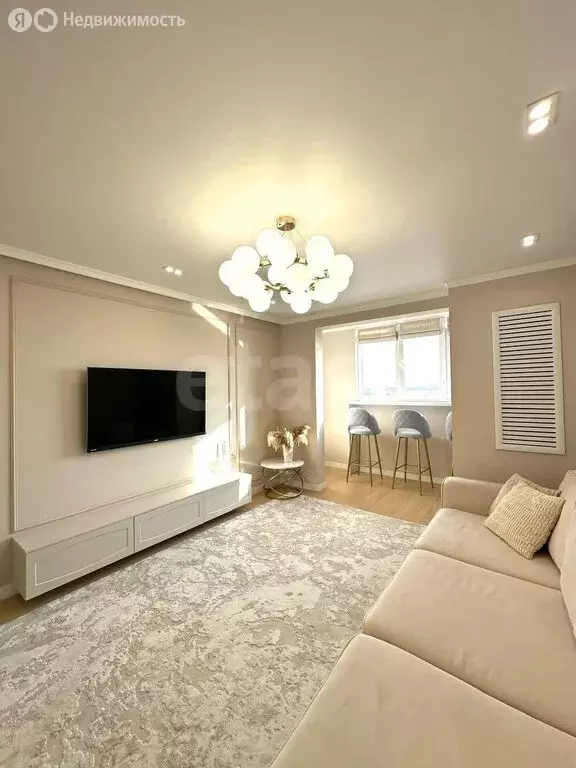 3-комнатная квартира: Оренбург, улица Автомобилистов, 15 (90 м) - Фото 1