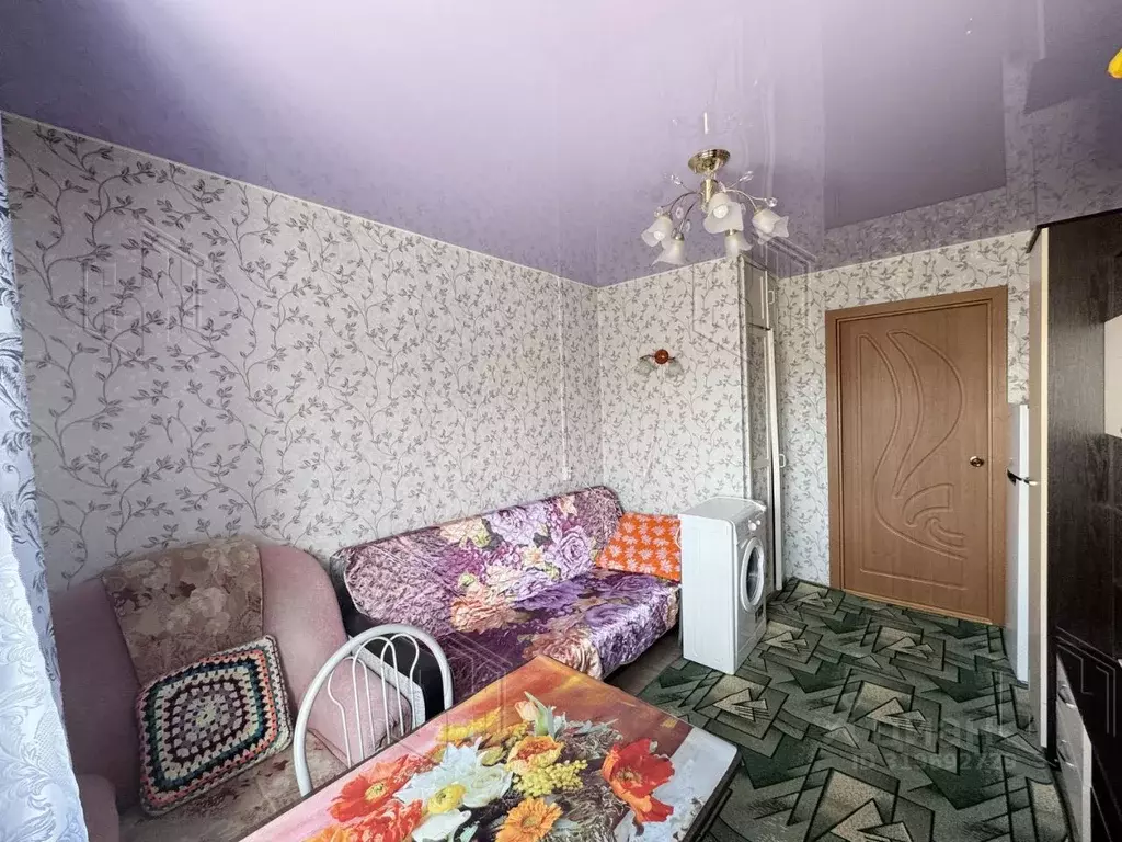 Комната Свердловская область, Полевской ул. Свердлова, 10 (11.6 м) - Фото 1