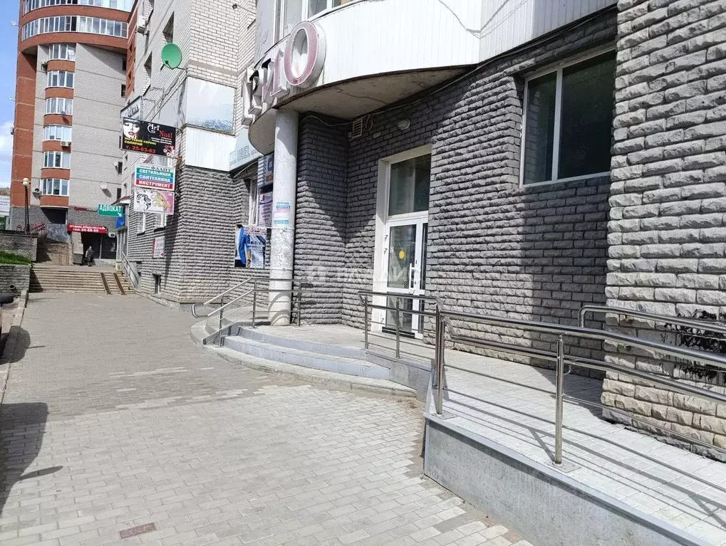 Торговая площадь в Коми, Сыктывкар ул. Бабушкина, 31 (160 м) - Фото 1